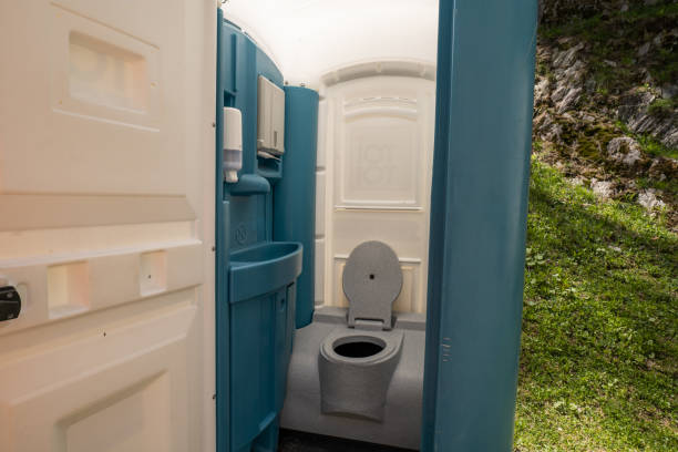 Best Portable restroom trailer rental  in Newton, NJ